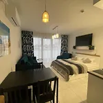 Apartment Kasprowicza 20 Luxury - Free Pool, Saunas, Salzgrotte, Jacuzzi, Gym, Children's Playroom, Fitness *