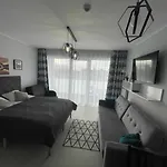 Kasprowicza 20 Luxury - Free Pool, Saunas, Salzgrotte, Jacuzzi, Gym, Children's Playroom, Fitness Apartment Kolberg