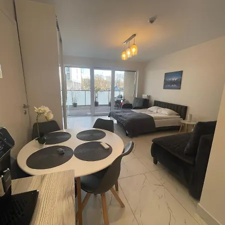Apartament Kasprowicza 20 Luxury - Free Pool, Saunas, Salzgrotte, Jacuzzi, Gym, Children's Playroom, Fitness Kołobrzeg
